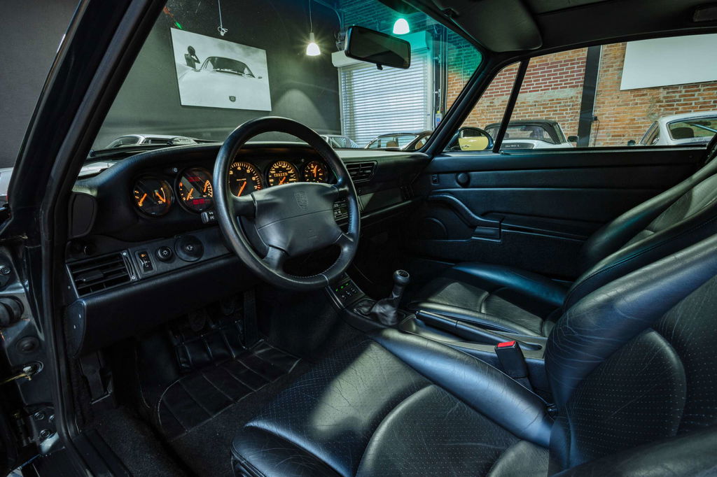 Porsche 993 Carrera