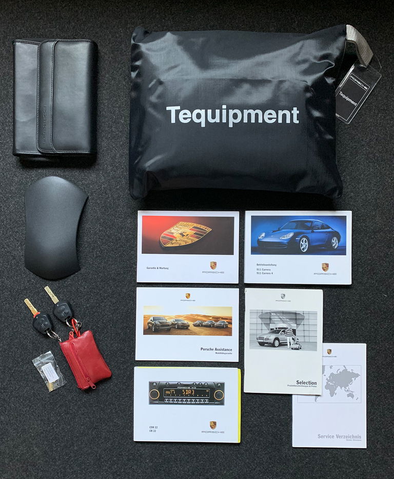 Porsche 996 Carrera 4