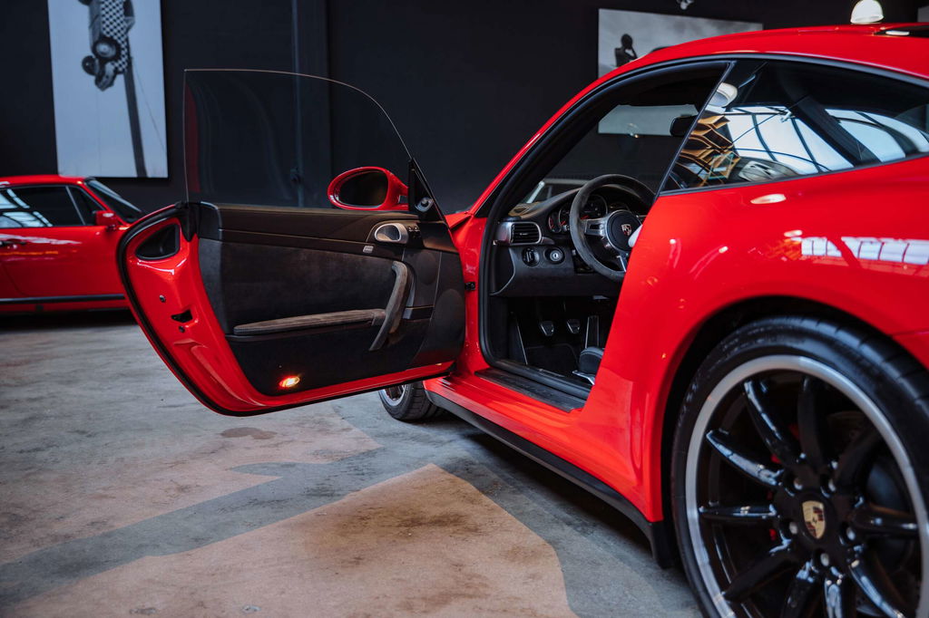 Porsche 997.2 Carrera GTS