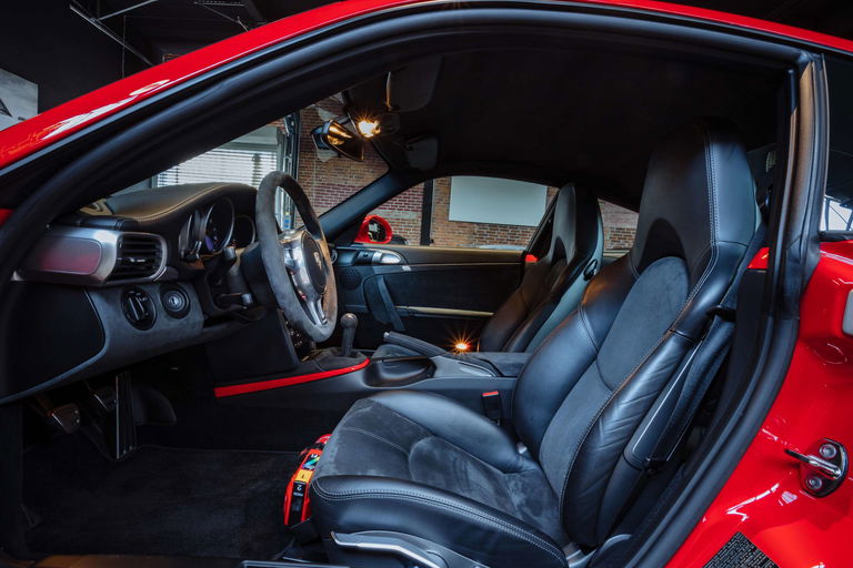 Porsche 997.2 Carrera GTS