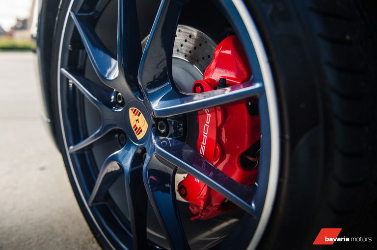 Porsche 991 Carrera 4 GTS