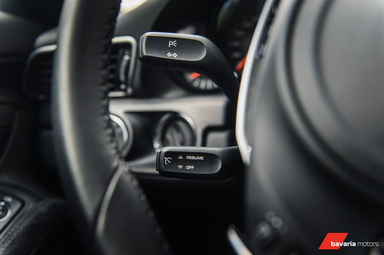 Porsche 991 Carrera 4 GTS