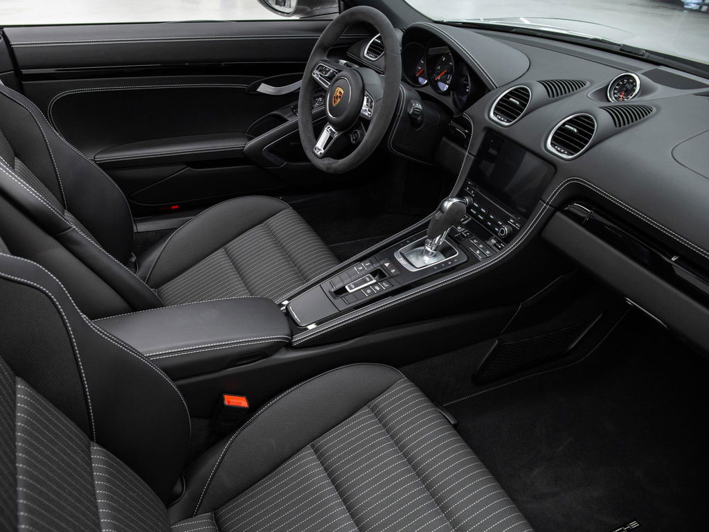 Porsche 718 Boxster T