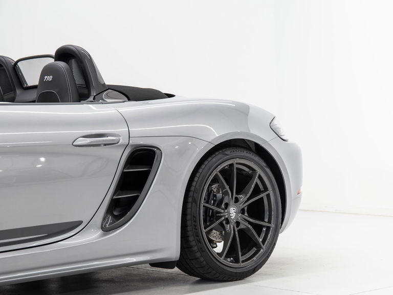 Porsche 718 Boxster T