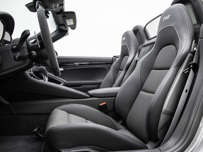 Porsche 718 Boxster T