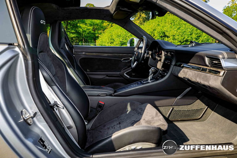 Porsche 991.2 Carrera 4 GTS