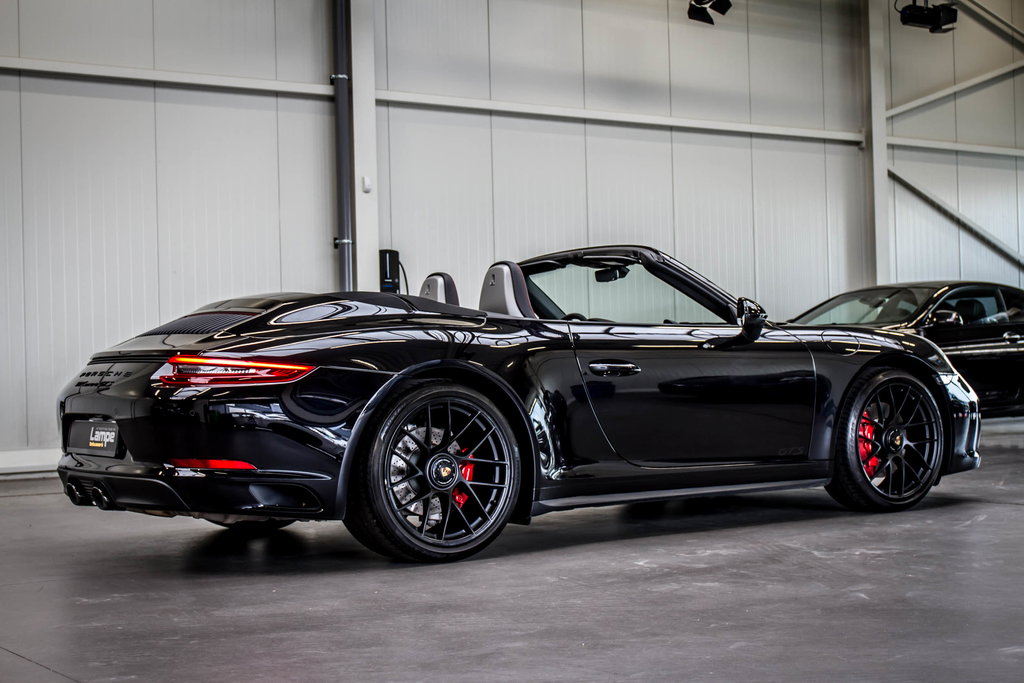 Porsche 991.2 Carrera GTS