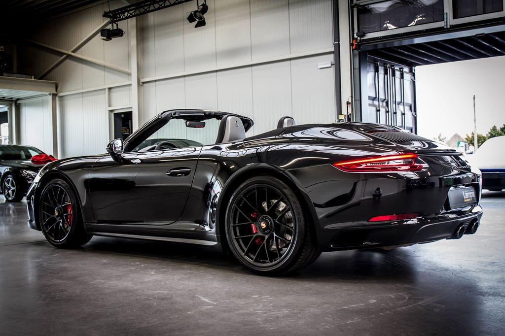 Porsche 991.2 Carrera GTS