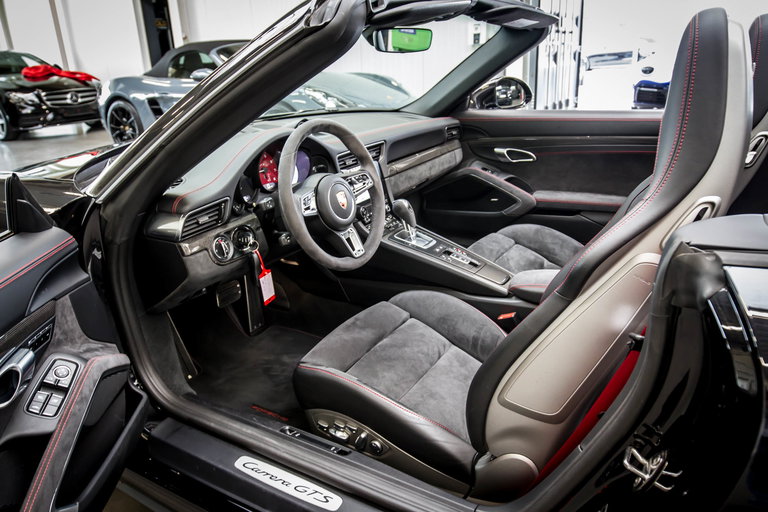 Porsche 991.2 Carrera GTS