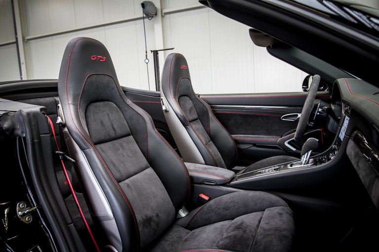 Porsche 991.2 Carrera GTS