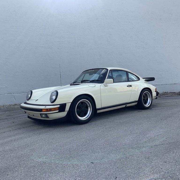 Porsche 911 Carrera 3.2 in Chiffon White for sale!