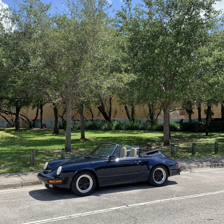 Porsche 911 Carrera 3.2