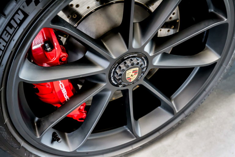 Porsche 991.2 GT3 Touring