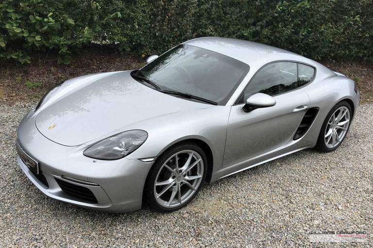 Porsche 718 Cayman