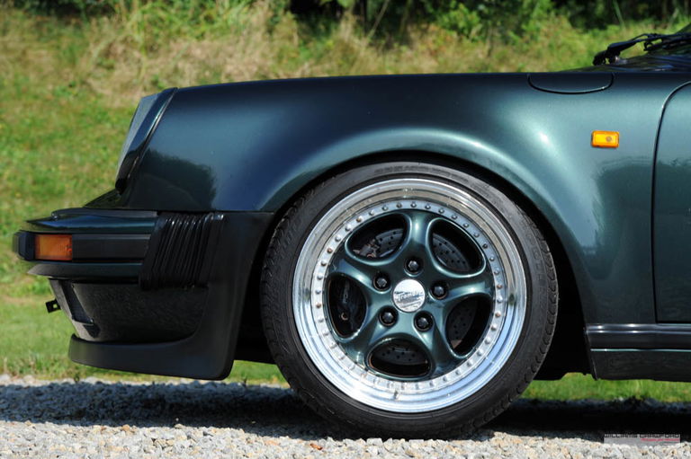 Porsche 911 Turbo 3.3