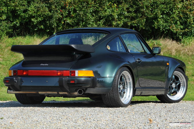 Porsche 911 Turbo 3.3
