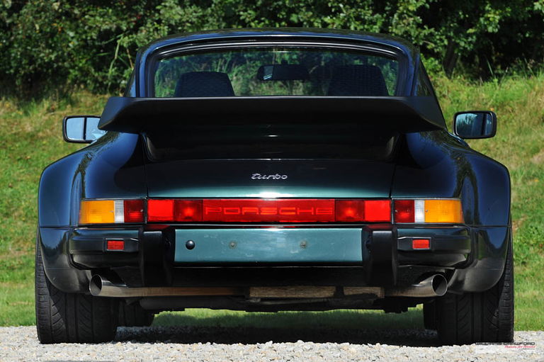 Porsche 911 Turbo 3.3