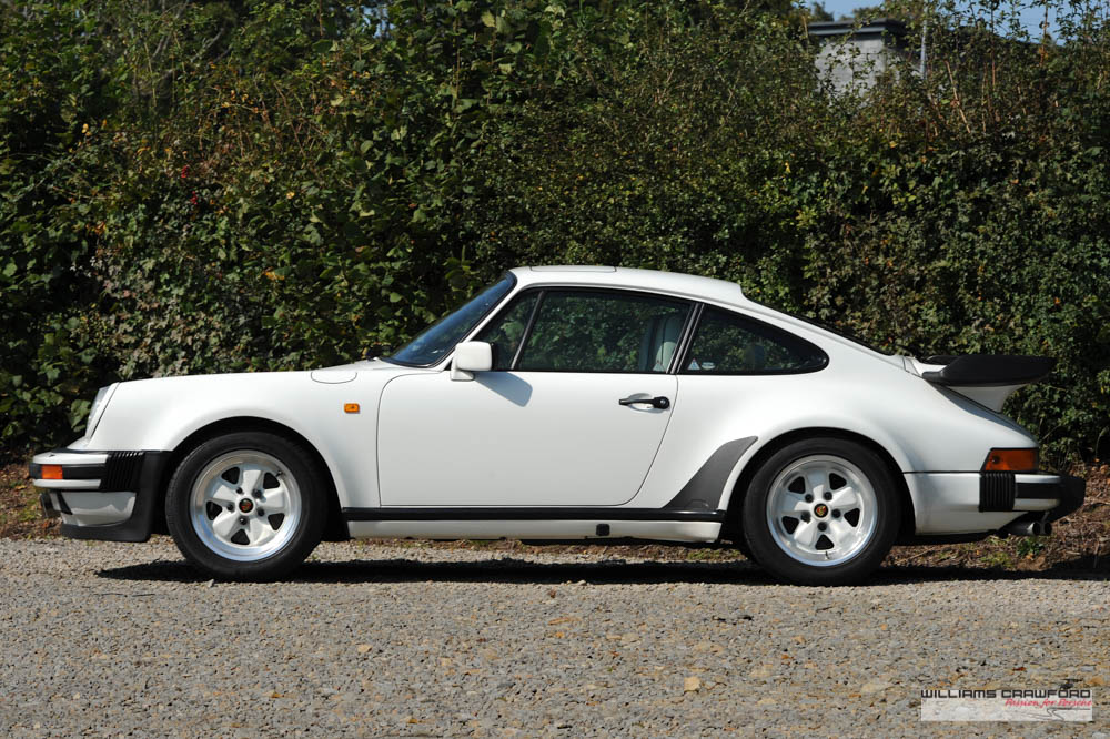 Porsche 911 Turbo 3.3