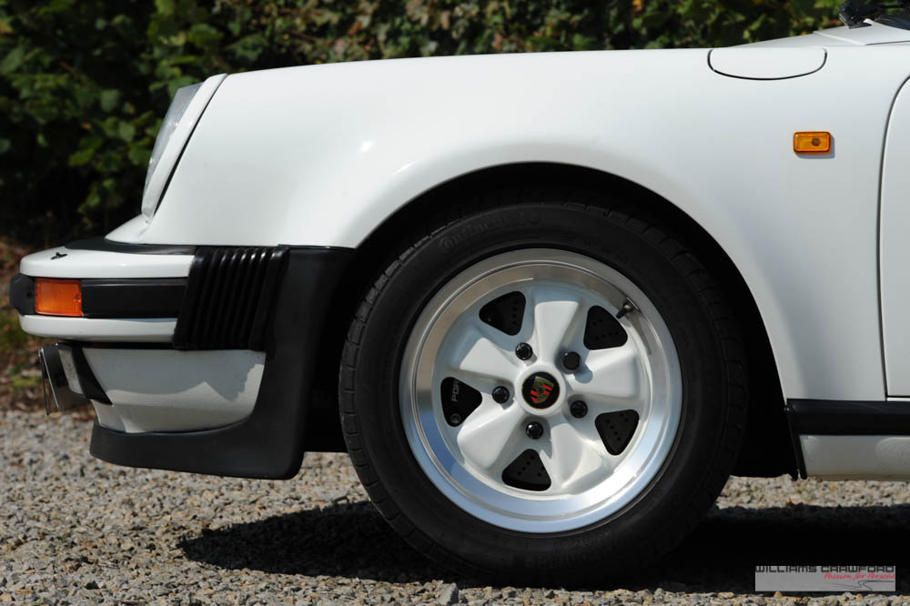 Porsche 911 Turbo 3.3