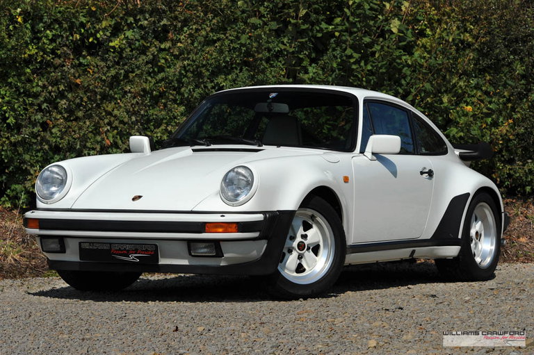 Porsche 911 Turbo 3.3