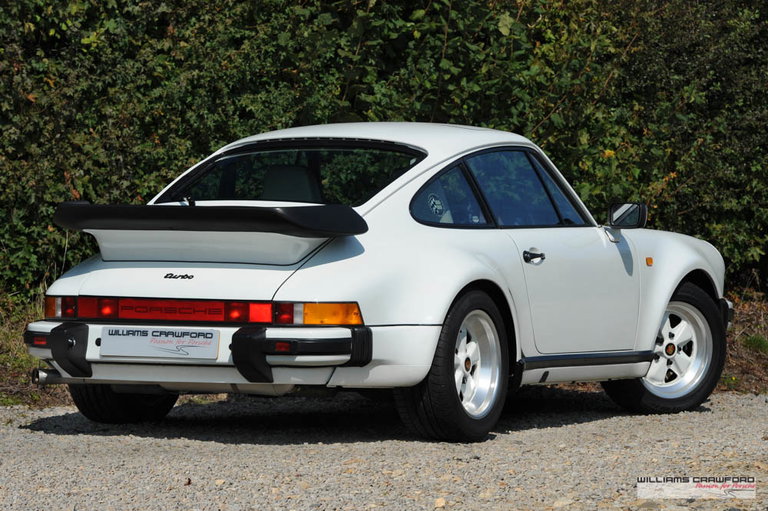Porsche 911 Turbo 3.3