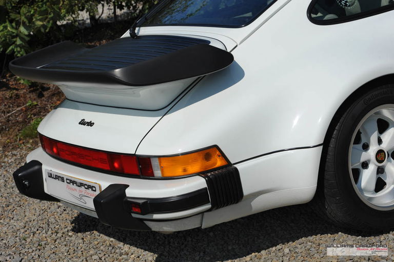 Porsche 911 Turbo 3.3