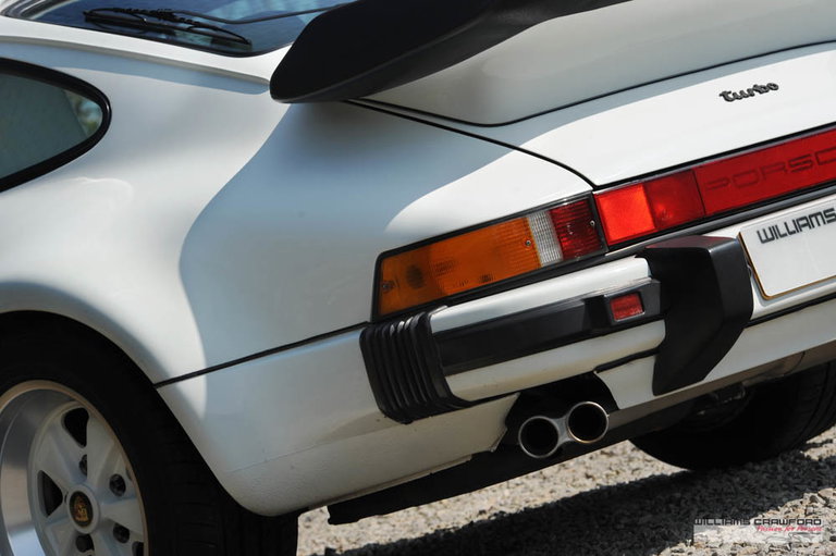 Porsche 911 Turbo 3.3