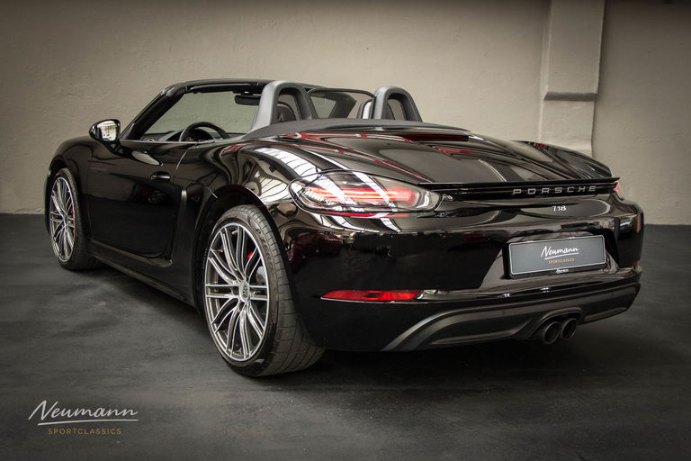 Porsche 718 Boxster S