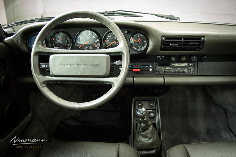 Porsche 911 Turbo 3.3