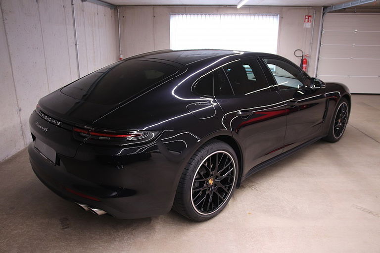 Porsche Panamera 4S