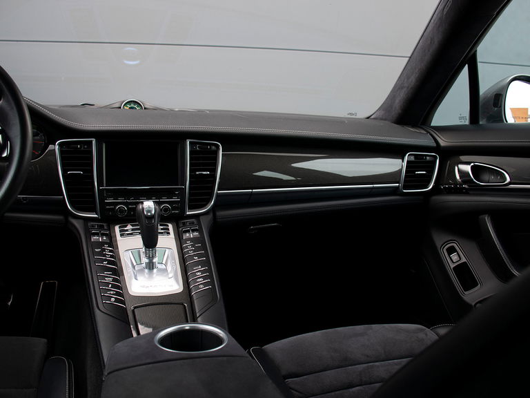 Porsche Panamera GTS