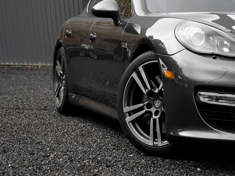 Porsche Panamera GTS