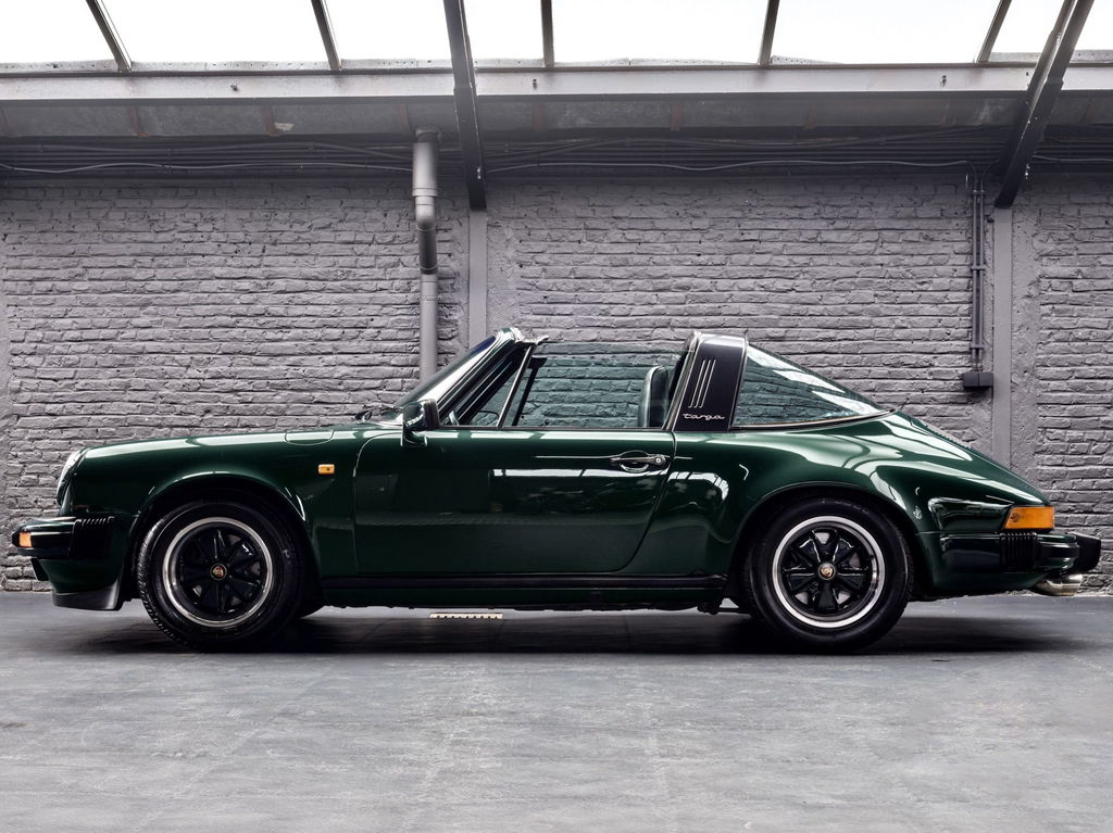 Porsche 911 Carrera 3.2