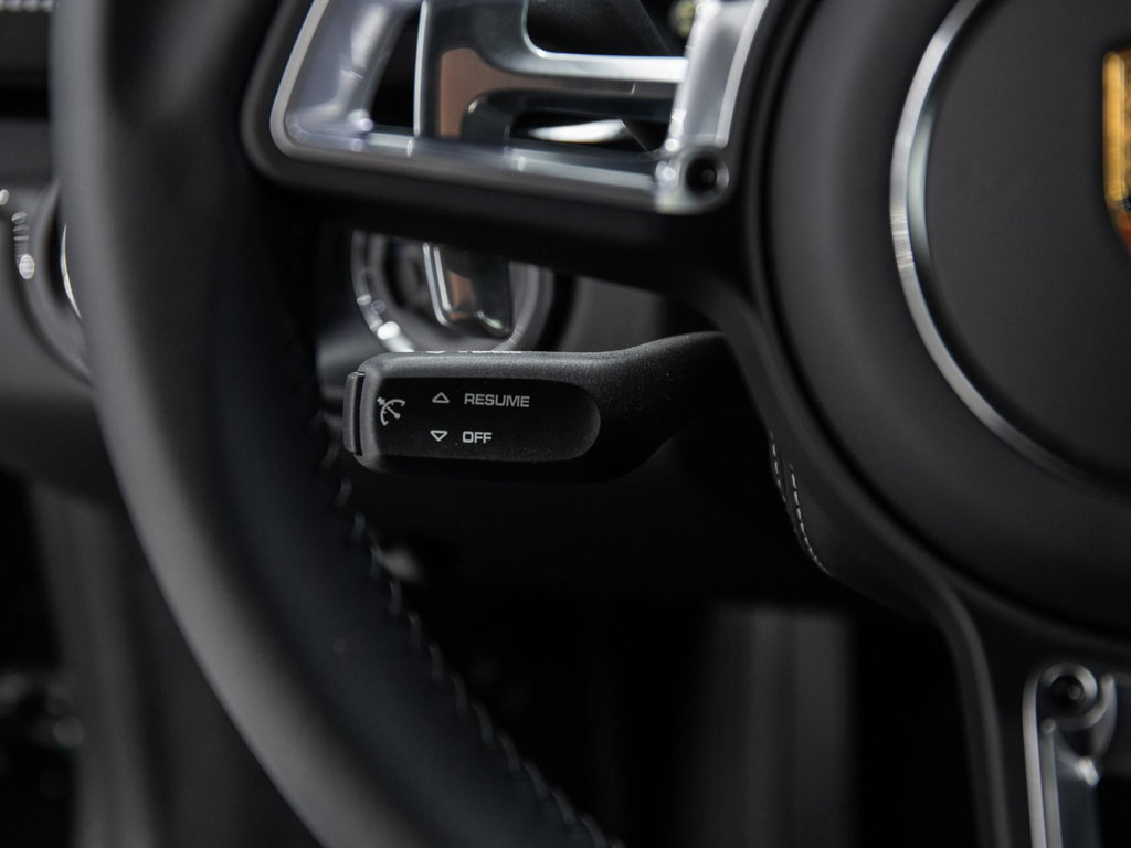 Porsche 718 Cayman T
