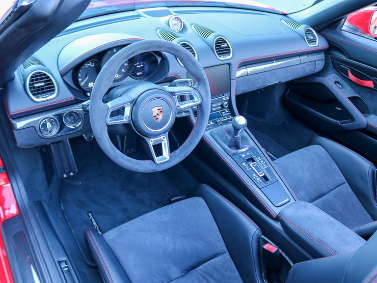 Porsche 718 Spyder