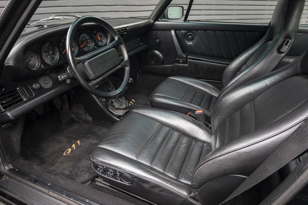 Porsche 911 Turbo 3.3