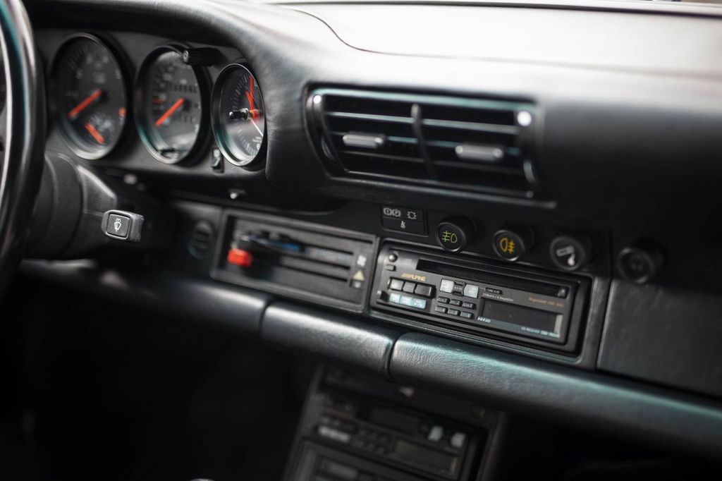 Porsche 911 Turbo 3.3