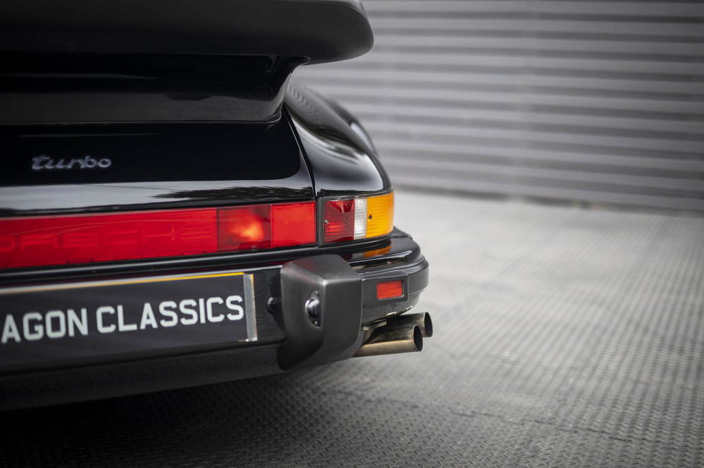 Porsche 911 Turbo 3.3
