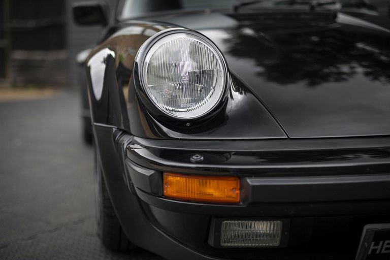 Porsche 911 Turbo 3.3