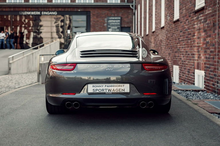 Porsche 991 Carrera