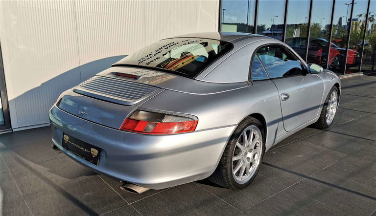 Porsche 996 Carrera 4
