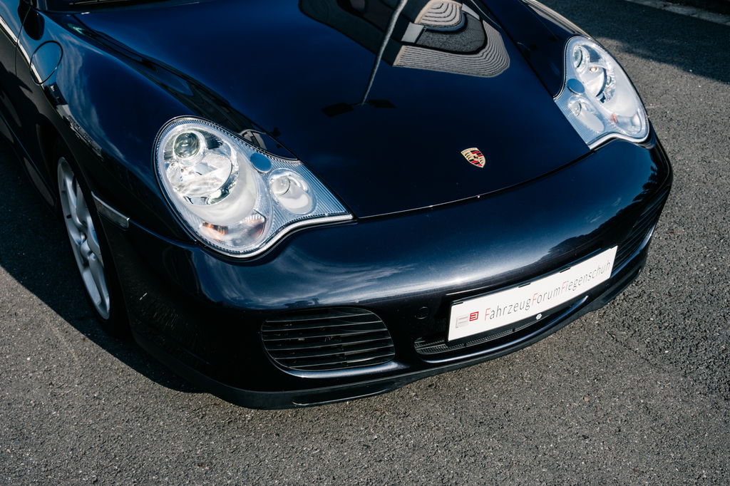 Porsche 996 Carrera 4S