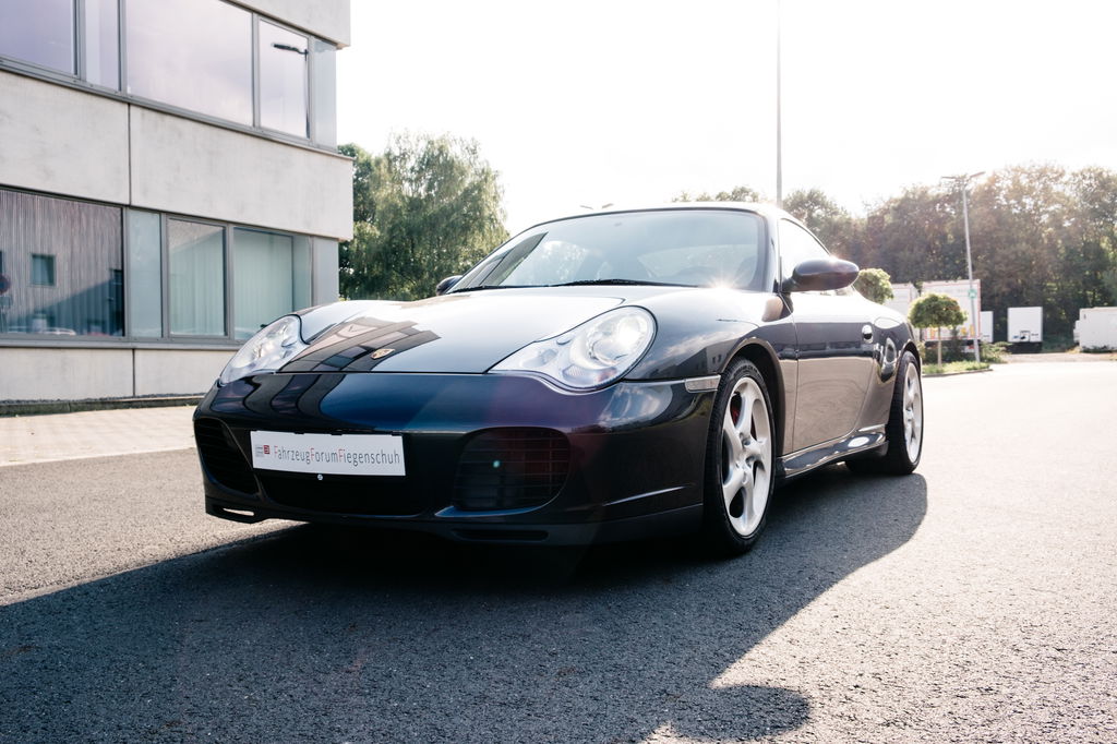 Porsche 996 Carrera 4S