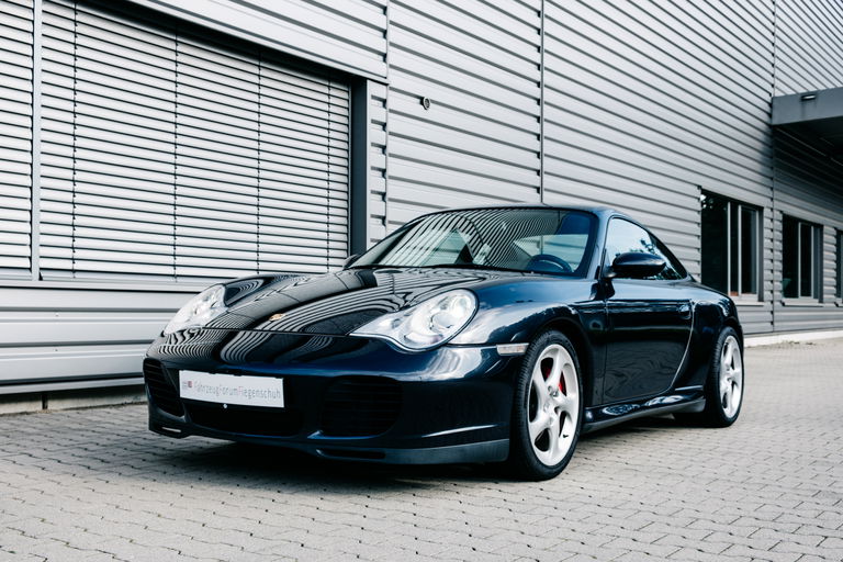 Porsche 996 Carrera 4S