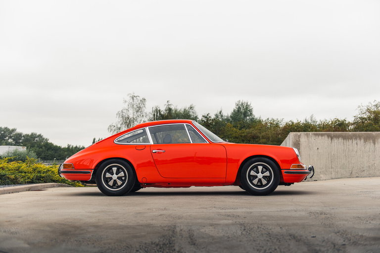 Porsche 911 E