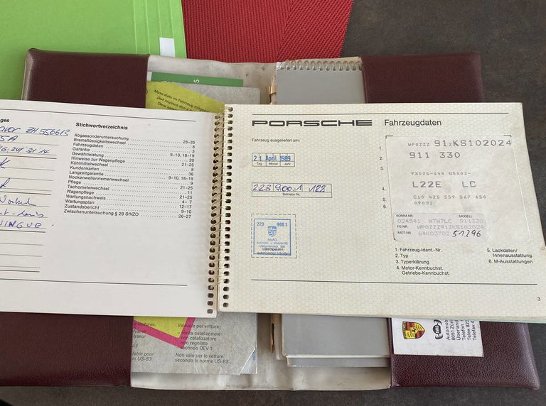 Porsche 911 Carrera 3.2