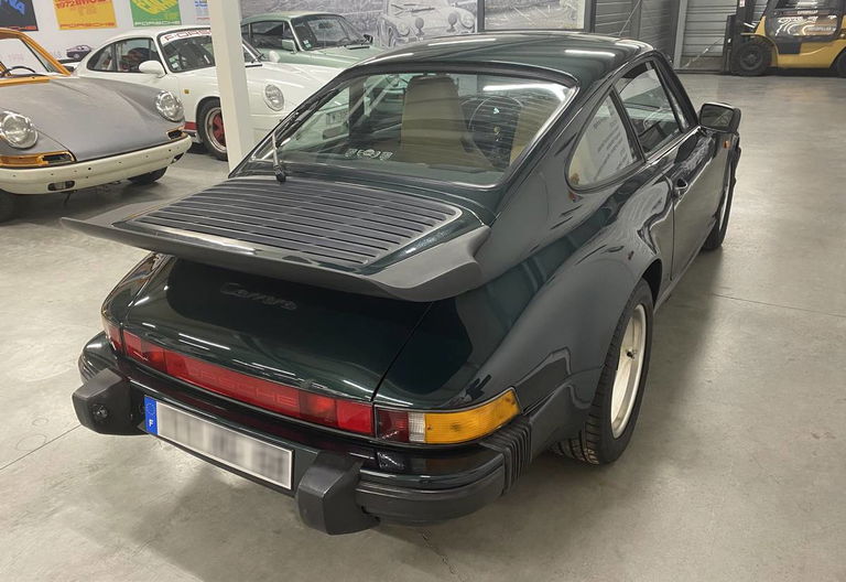 Porsche 911 Carrera 3.2