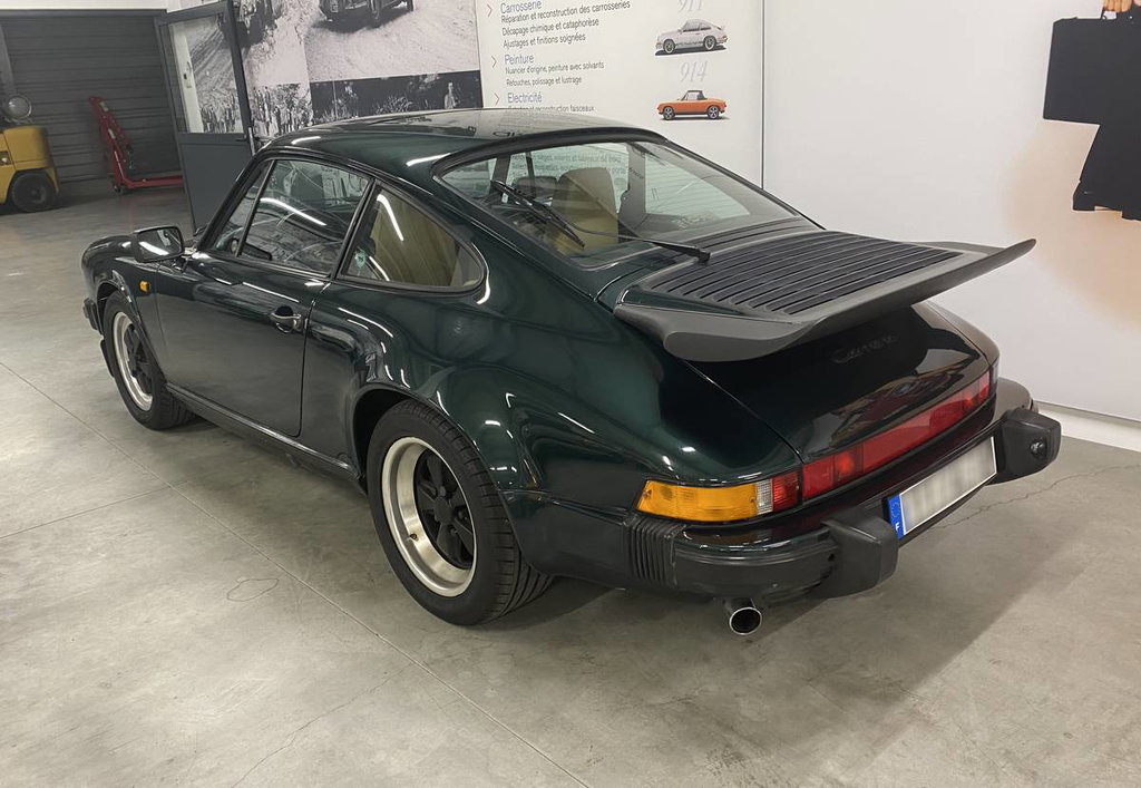 Porsche 911 Carrera 3.2