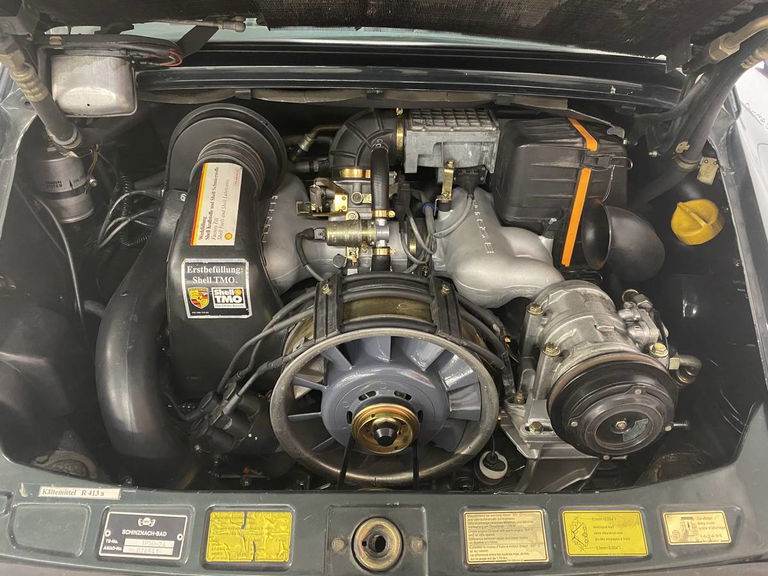 Porsche 911 Carrera 3.2