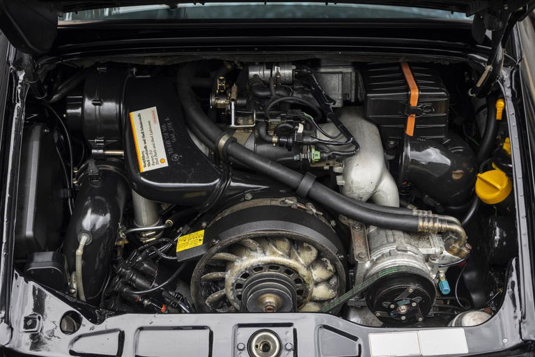 Porsche 964 Carrera 4